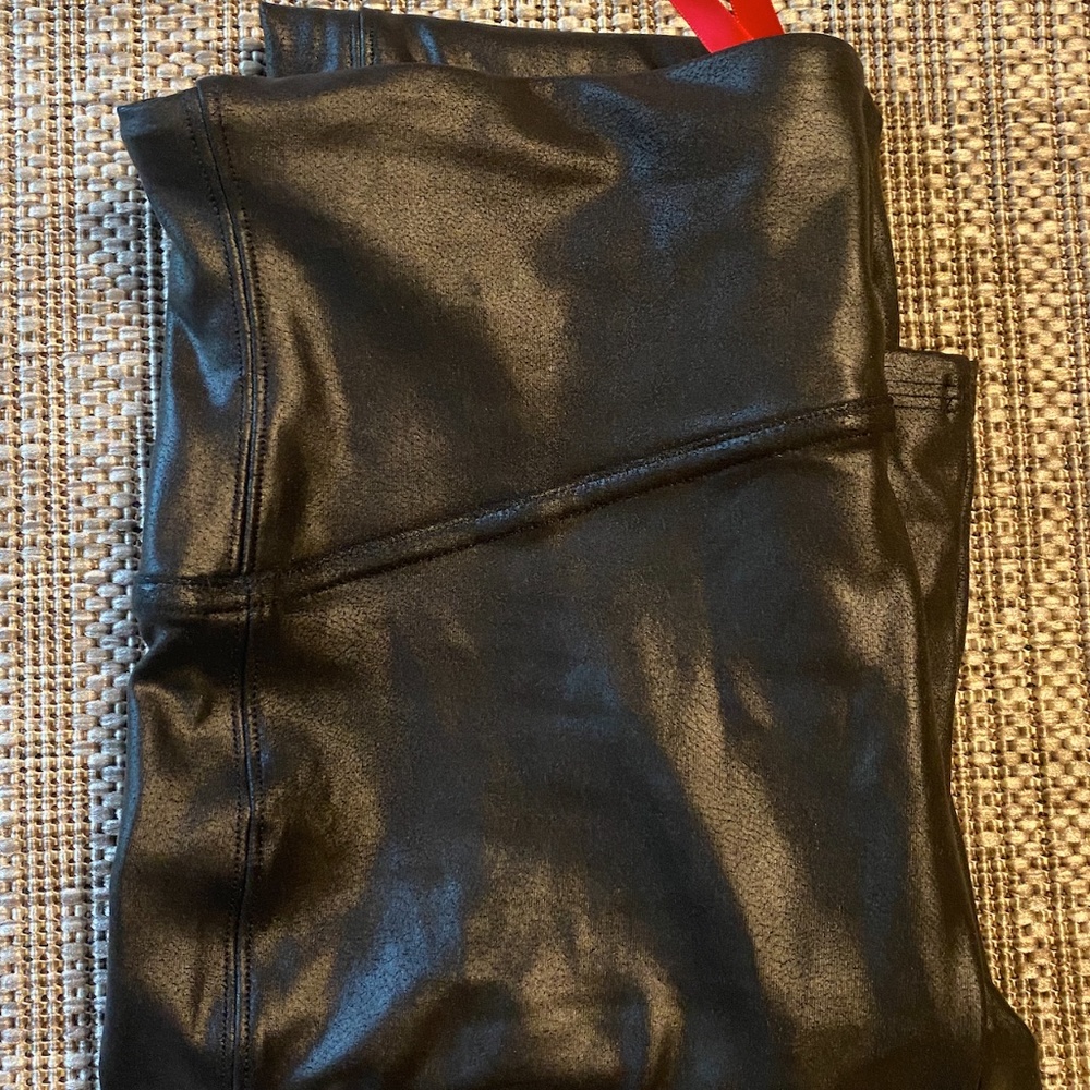 Spanx Faux Leather Leggings Size Medium